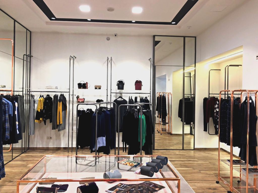 Marella խանութսրահի ներքին հարդարում